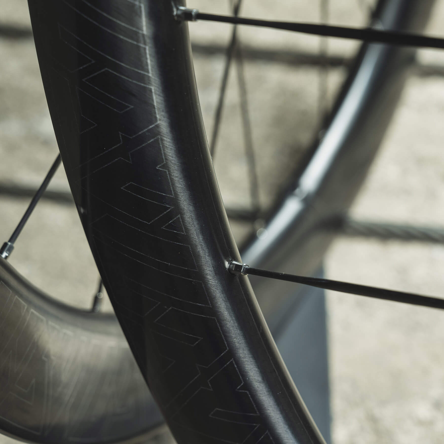 Carbon spoke hub wide flange closeup