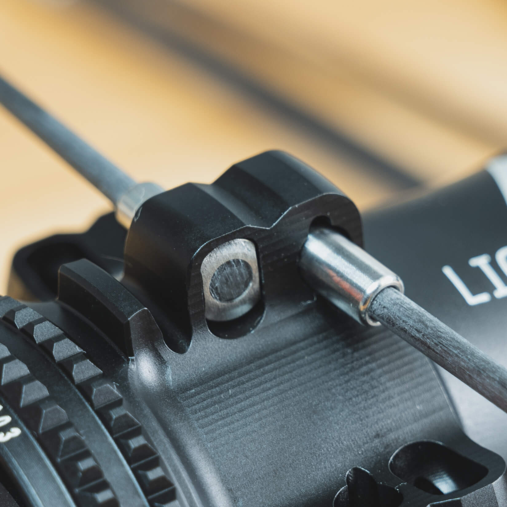 Hub flange for carbon spokes require different technique of measuring spoke offset