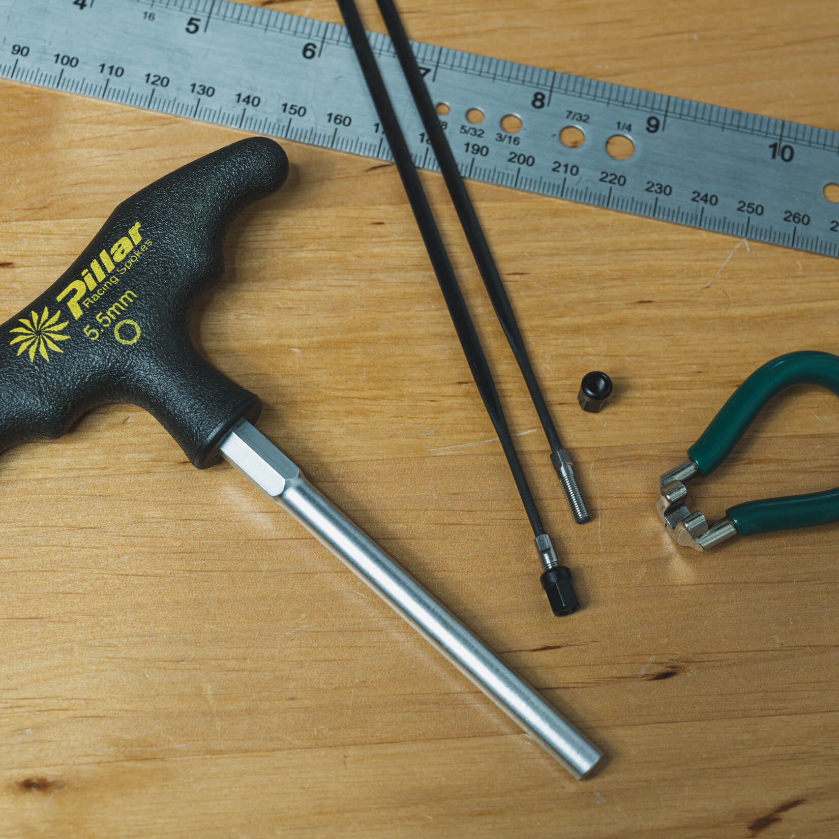 Tools needed for carbon spokes wheelset assembly